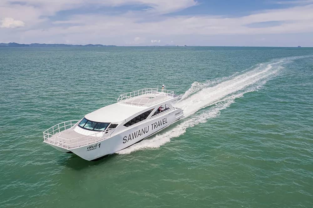 Similan Islands tour on the Sawanu catamaran 3