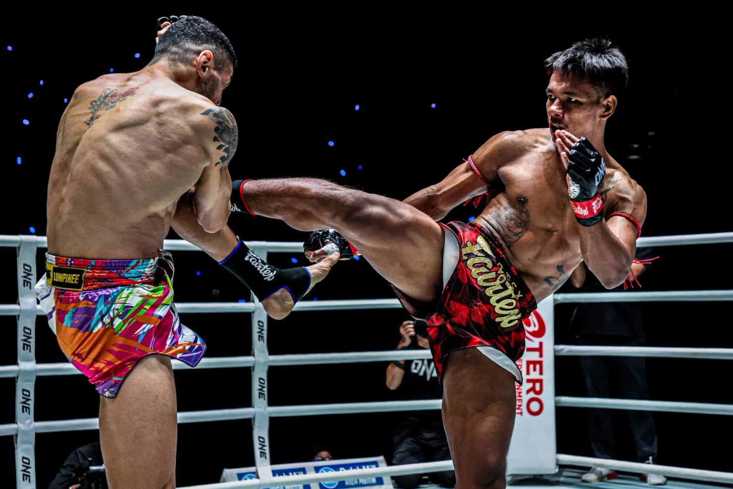Muay Thai boxing in Phuket 4