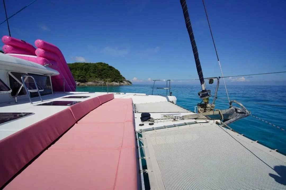 Lagoon 421 (Peach) Catamaran Rental  4