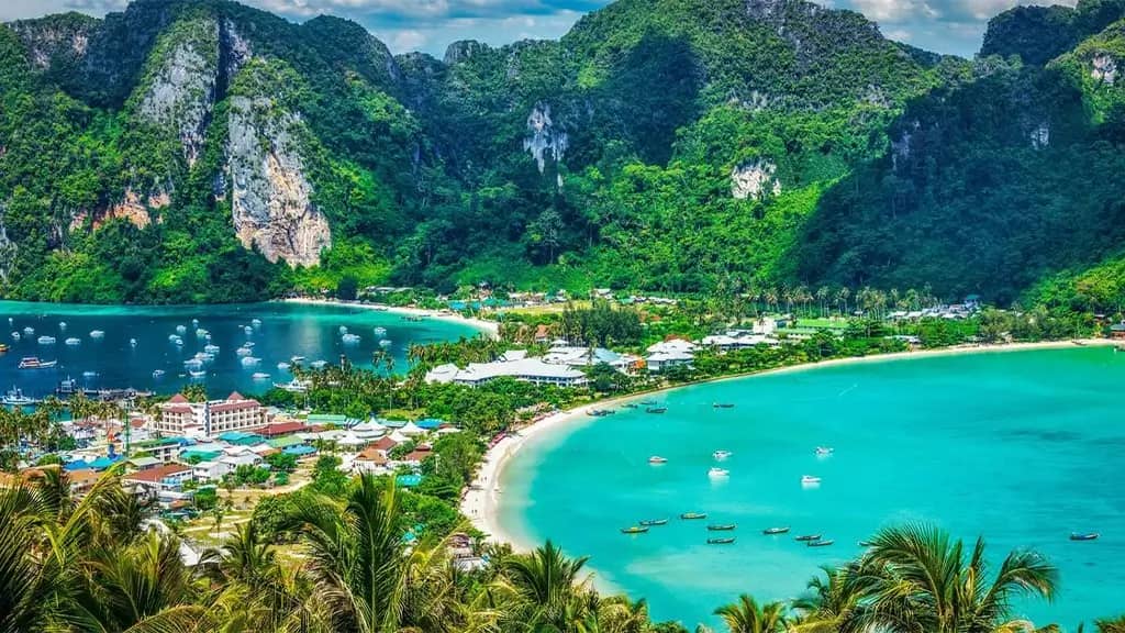 Phi Phi Islands Tours: Maya Bay, Pileh Lagoon & Bamboo Island 4