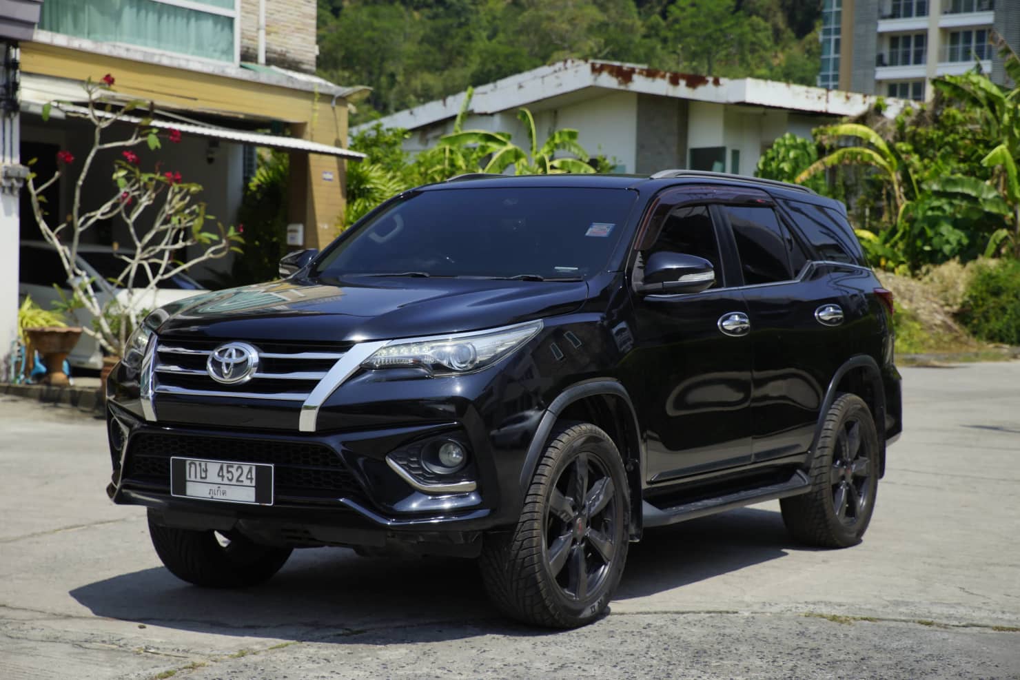 Toyota Fortuner Toyota Fortuner